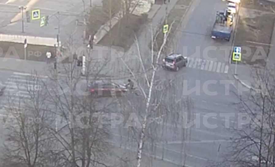 ДТП в Истре: питбайкер столкнулся с автомобилем Следственного комитета