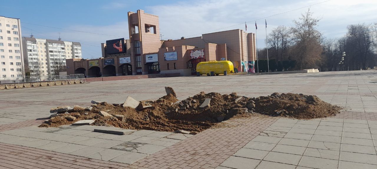 На площади Дружбы в Истре проводят археологические изыскания