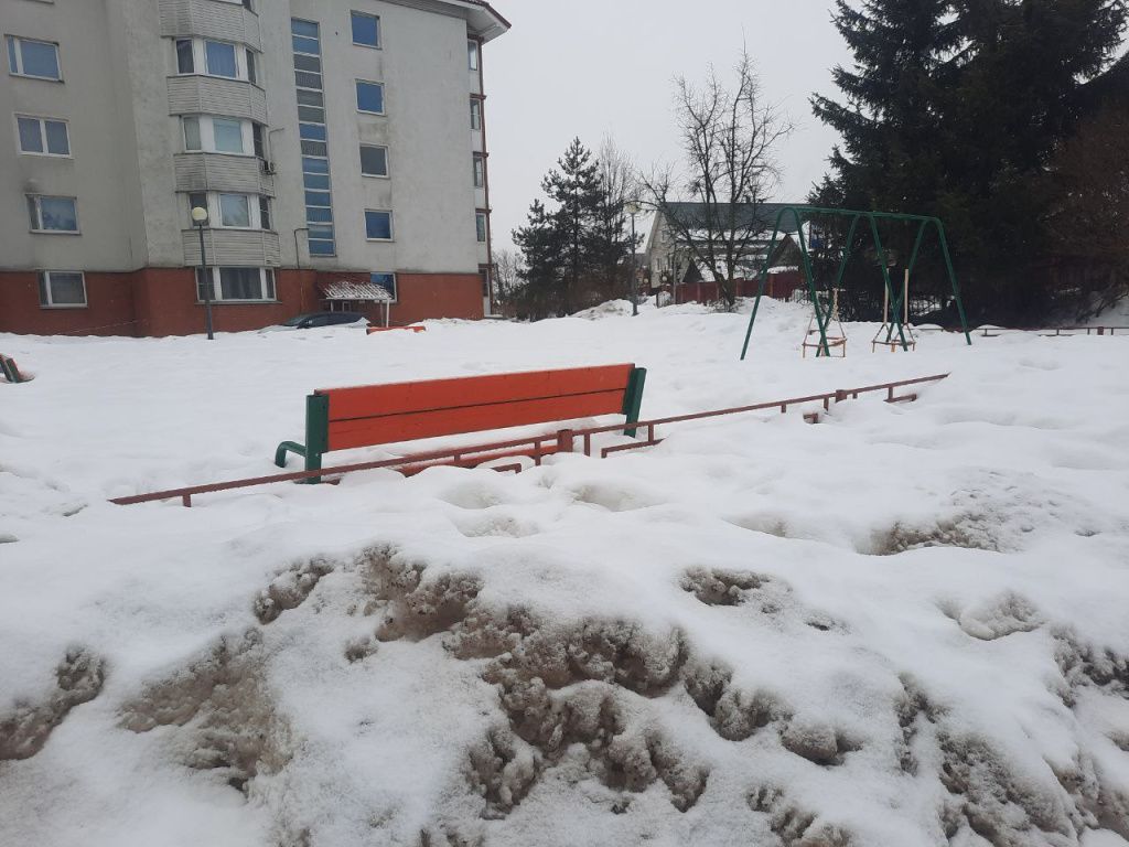 детские площадки снег2.jpg