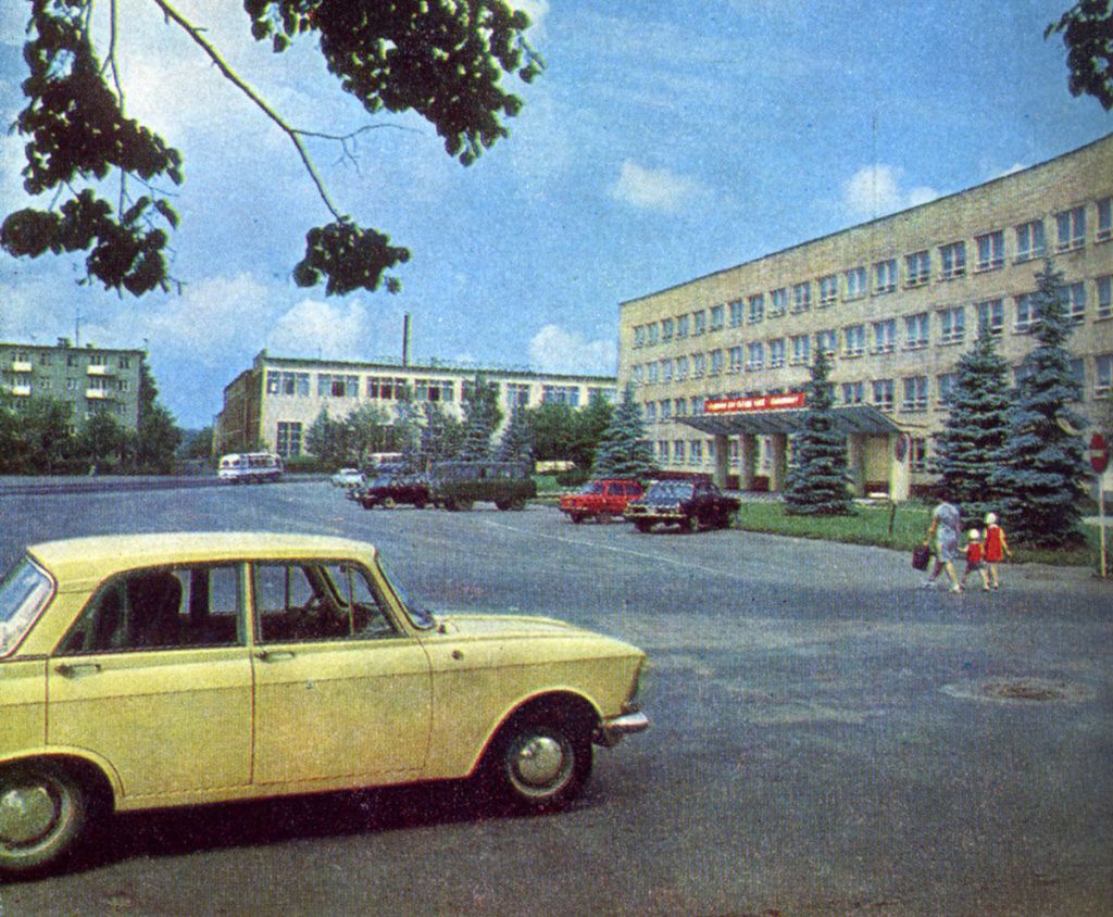 1186636 Площадь Революции.jpg 1186636 Площадь Революции.jpg