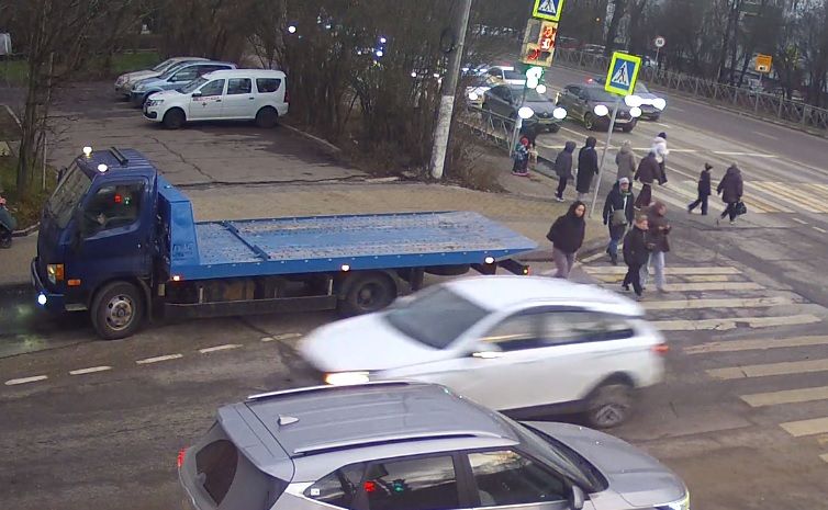 эвакуатор полик.jpg