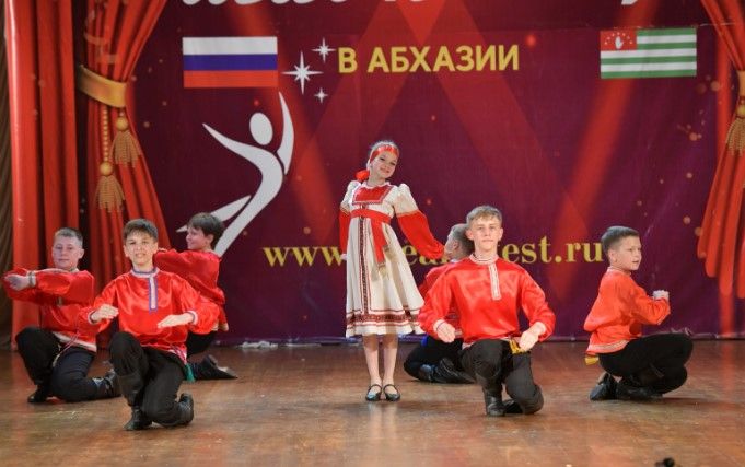 гусаки и нина.jpg