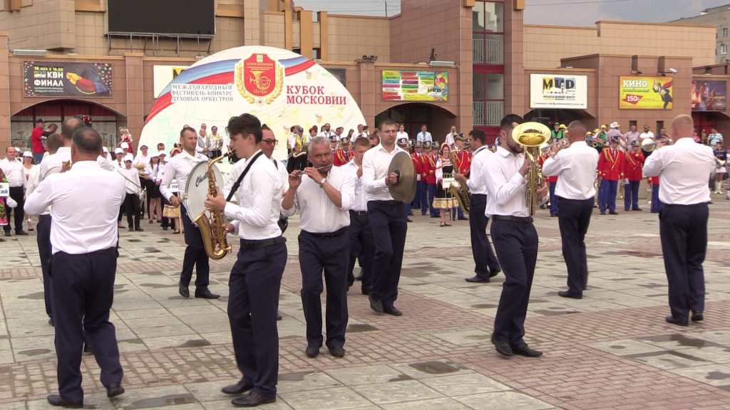 vlcsnap-2025-06-09-14h17m23s749.png vlcsnap-2025-06-09-14h17m23s749.png