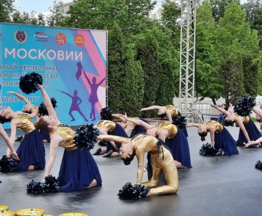 шторм на коленях.jpg