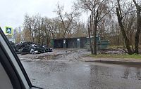 Мусоросборочные площадки Истры завалены старыми покрышками