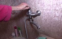 На улице Панфилова не дают горячую воду из-за долгов котельной