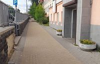 За разрушенную пешеходную зону на Шнырёва на подрядчика подали в суд