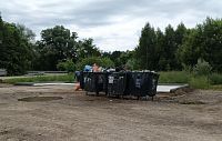 Убрать мусор из водоохранной зоны в Зеленково мешает плотная застройка
