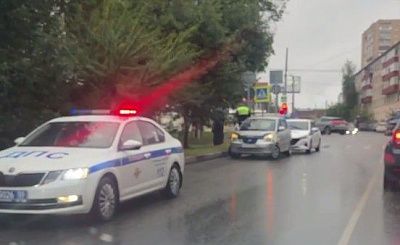 Без травм, но не без последствий: ДТП с велосипедистом попало на камеры