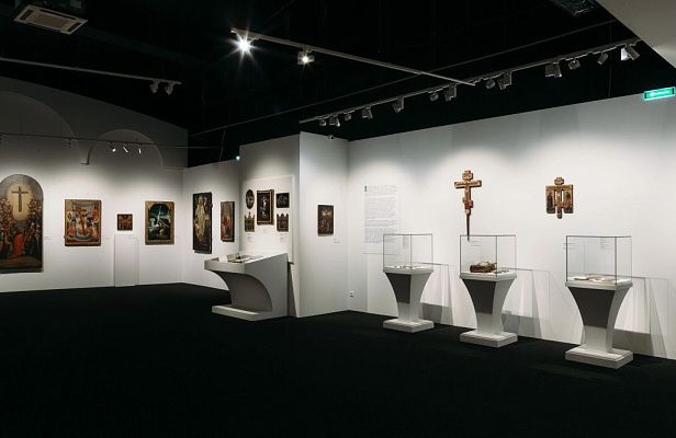 Курс лекций по выставке «Образы Спасителя и Креста Господня» из собрания Музея «Новый Иерусалим» и частных коллекций