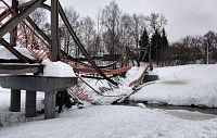 Пешеходный мост через реку Нахабинку обрушился под тяжестью снега