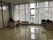 Офис рядом с городом